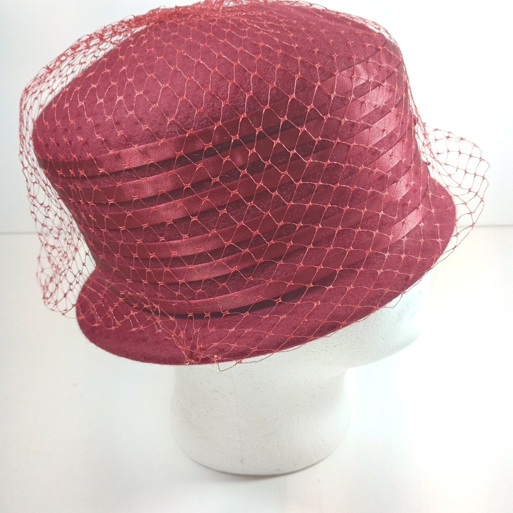 Vintage Miss Becky Womens Pillbox Hat Burgundy Wool Felt Birdcage Veil Ribbon - Picture 3 of 9